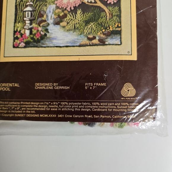 Sunset Designs Vintage DIY Stitchery Set Oriental Pool Wool Yarn - Picture 3 of 7